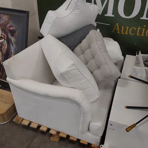 PALLET OF SOFA PARTS/CUSHIONS