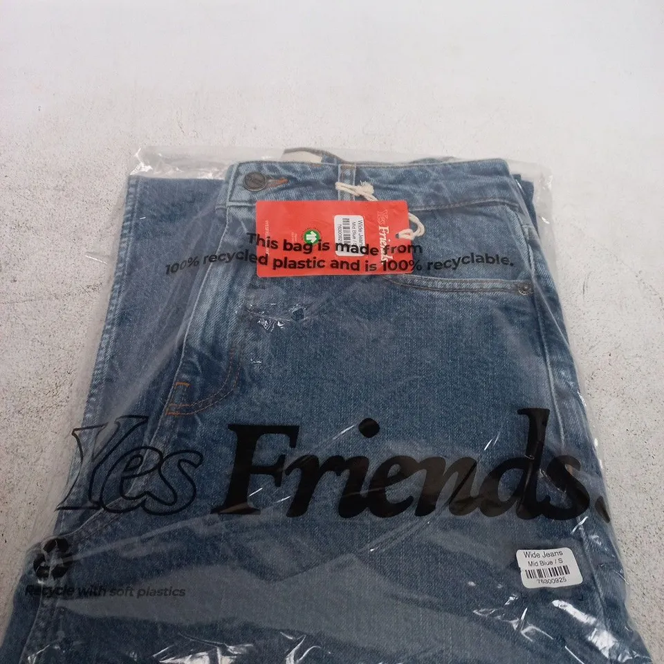 WIDE JEANS – MID BLUE, SIZE S (UK)