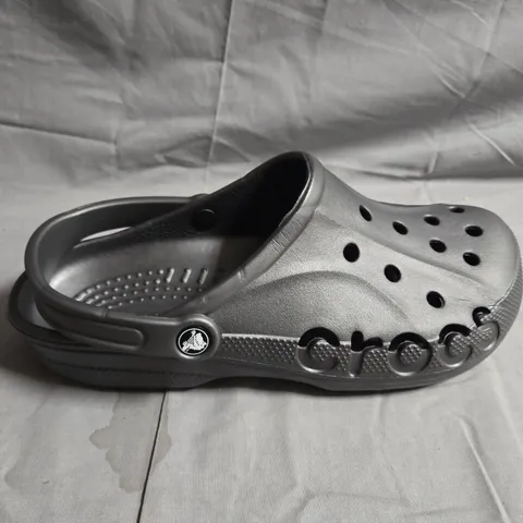 PAIR OF CROCS CLASSIC CLOG – METALLIC GREY WITH BACK STRAP - UK SIZE 