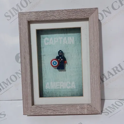 FRAMED COLLECTIBLE LEGO FIGURE - CAPTAIN AMERICA