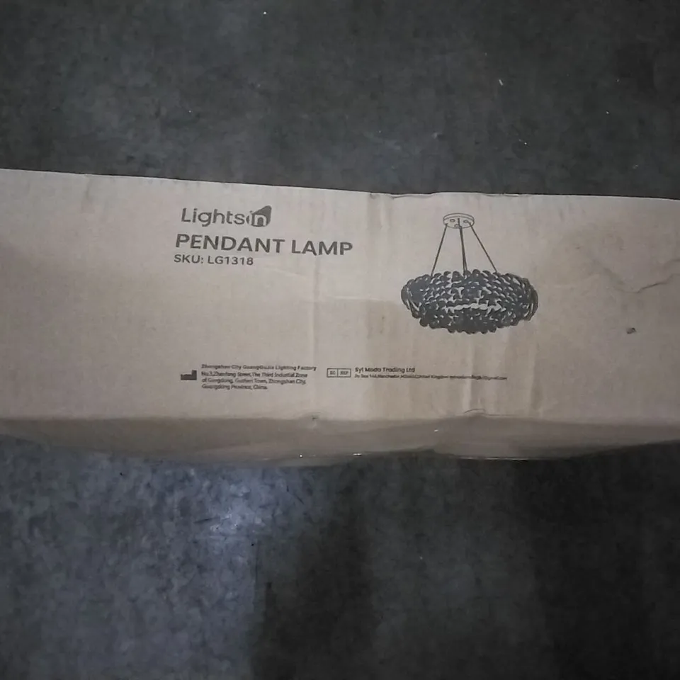 BOXED LIGHTS IN PENDANT LAMP LG1318