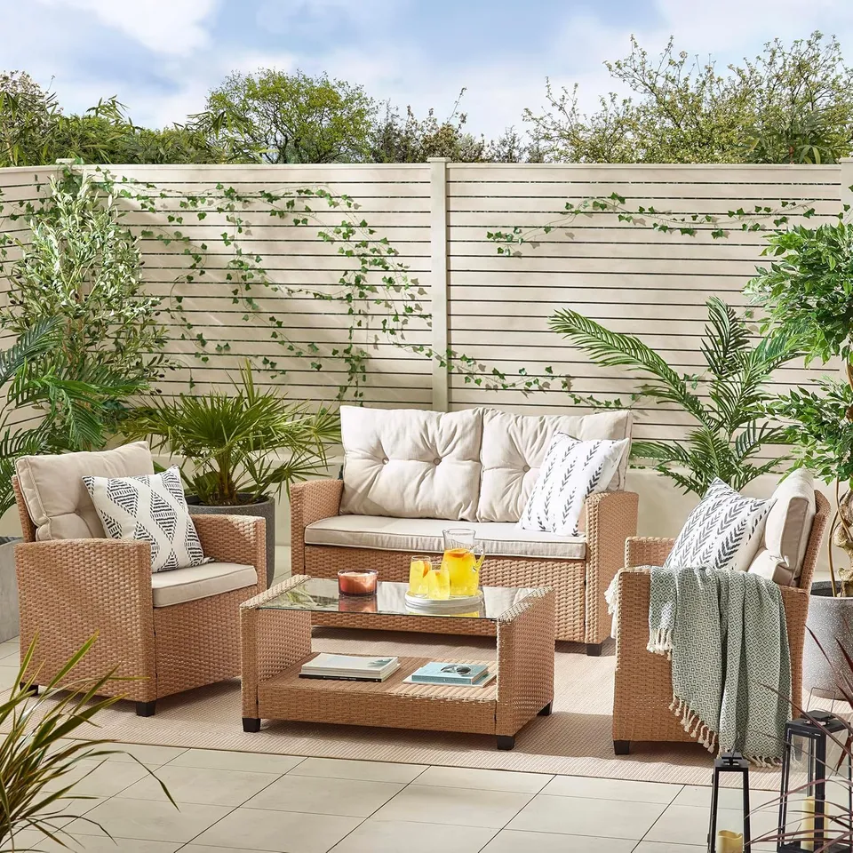 BOXED FURNITUREBOX UK OUTDOOR GARDEN FURNITURE - ARIZONA BEIGE PE RATTAN 4 SEAT OUTDOOR GARDEN SOFA SET (2 BOXES)