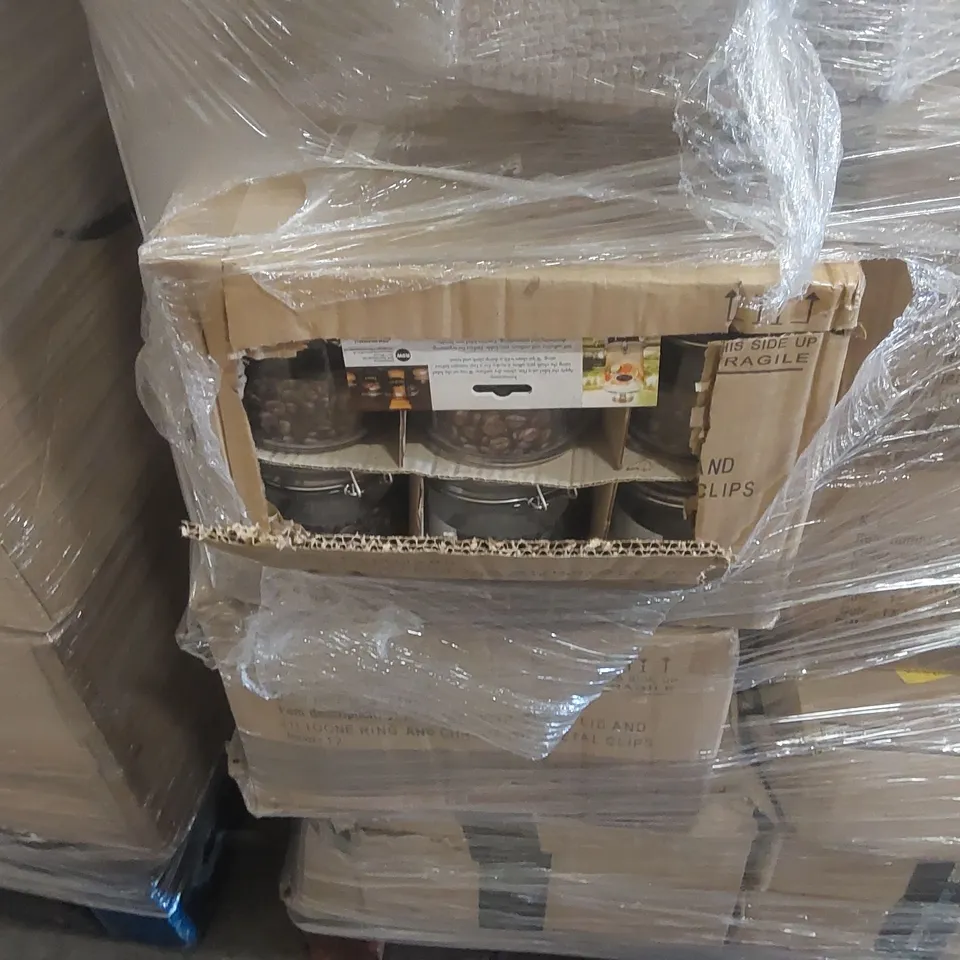 PALLET TO CONTAINING A VERY LARGE QUANTITY OF ASSORTED ITEMS INCLUDING: DUNLOP KINESIOLOGY TAPE, GLASS JARS, SHAPE SORTER BUS TOY, JUICER FRUIT PRESSERS ECT