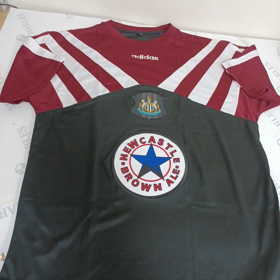 RETRO NEWCASTLE UNITED SHIRT SIZE L 