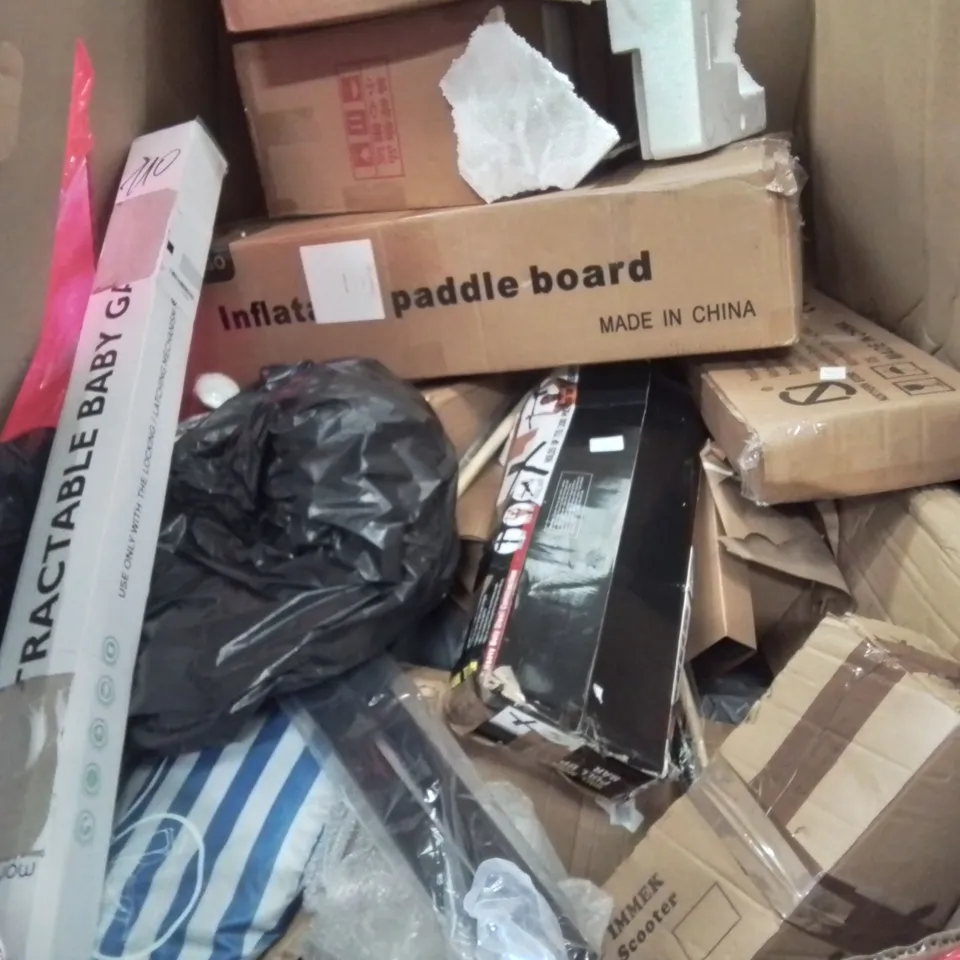 PALLET OF ASSORTED HOUSEHOLD ITEMS TO INCLUDE STREAM PRESSURE WASHER, FIT BEAST PULL UP BAR AND MIXER TAP