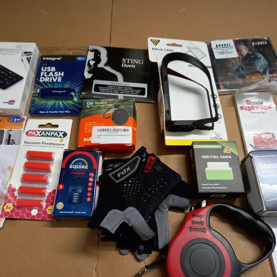 CRATE OF ASSORTED HOUSEHOLD ITEMS TO INCLUDE MINI NUMERICAL KEYBOARDS, SQUIRE PADLOCK AND NINJA CAGE