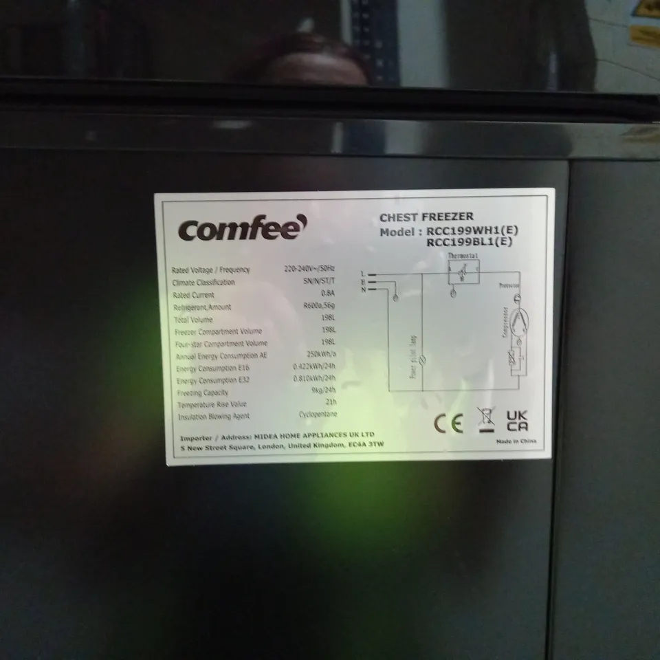 COMFEE BLACK CHEST FREEZER - COLLECTION ONLY