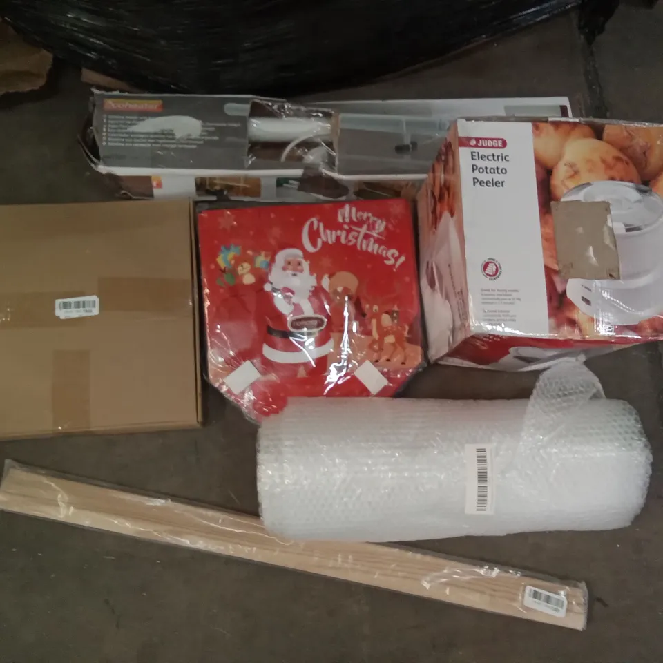 PALLET OF ASSORTED ITEMS INCLUDING JUDGE ELECTRIC POTATO PEELER, ECOHEATER SLIMLINE HEATER, TRIPLAST ROLL OF BUBBLE WRAP, 16PCS CHRISTMAS GIFT BAGS, CURVED CEILING CURTAIN BLACK