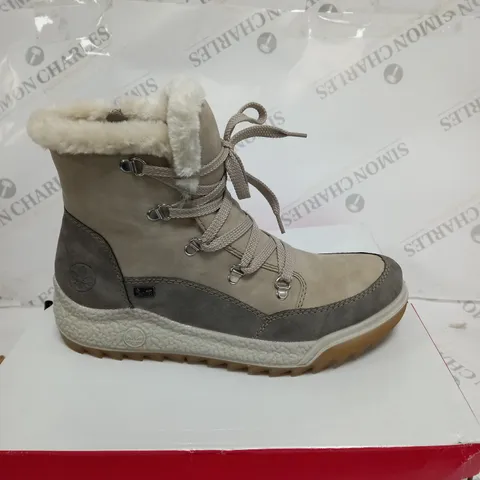 BOXED RIEKER ANTISTRESS WARM HIKING BOOTS, CREAM - SIZE 7.5