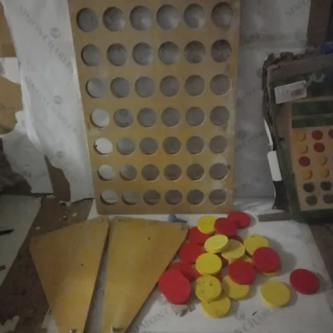 GIANT WOODEN 4 IN A ROW GAME