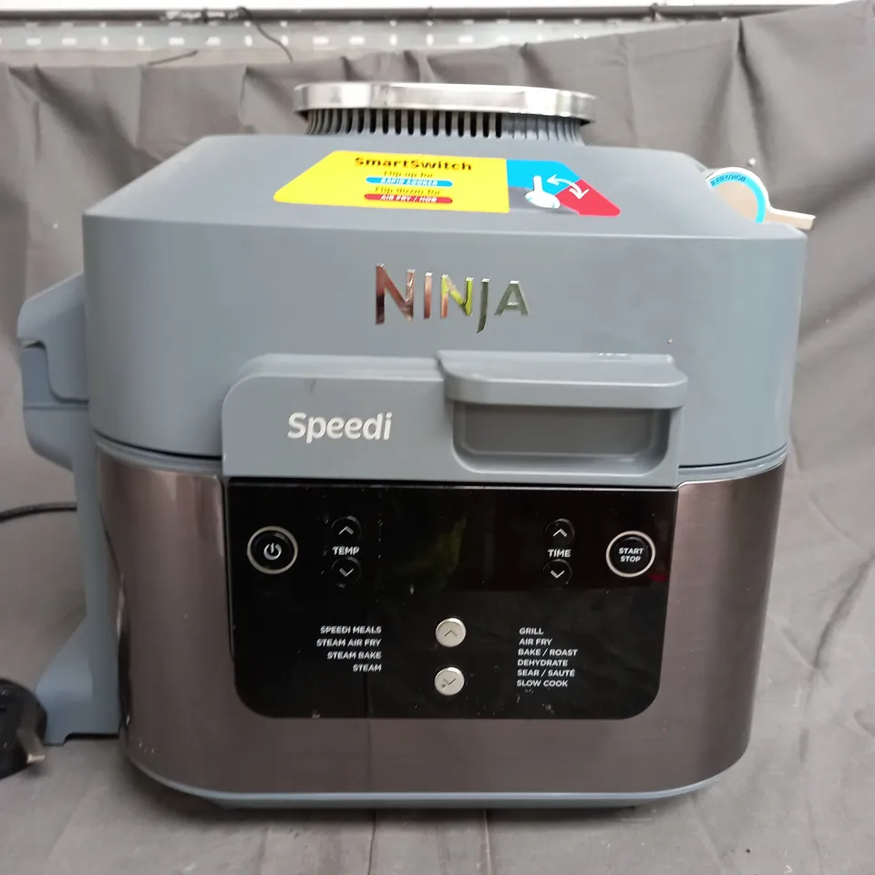 NINJA SPEEDI 10-IN-1 RAPID COOKER AND AIR FRYER IN GREY
