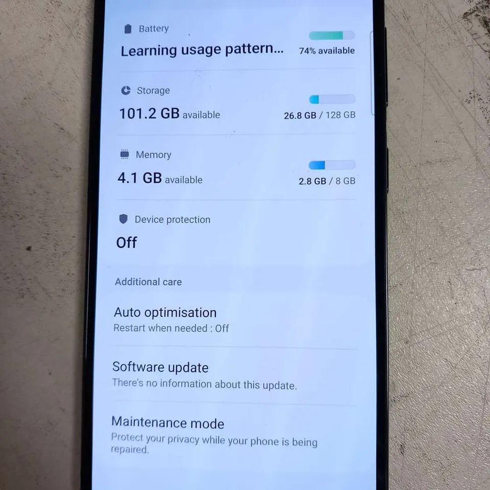 BOXED SAMSUNG GALAXY S23 SMARTPHONE 