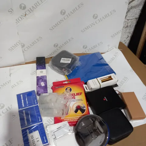 LOT OF ASSORTED HOUSEHOLD ITEMS