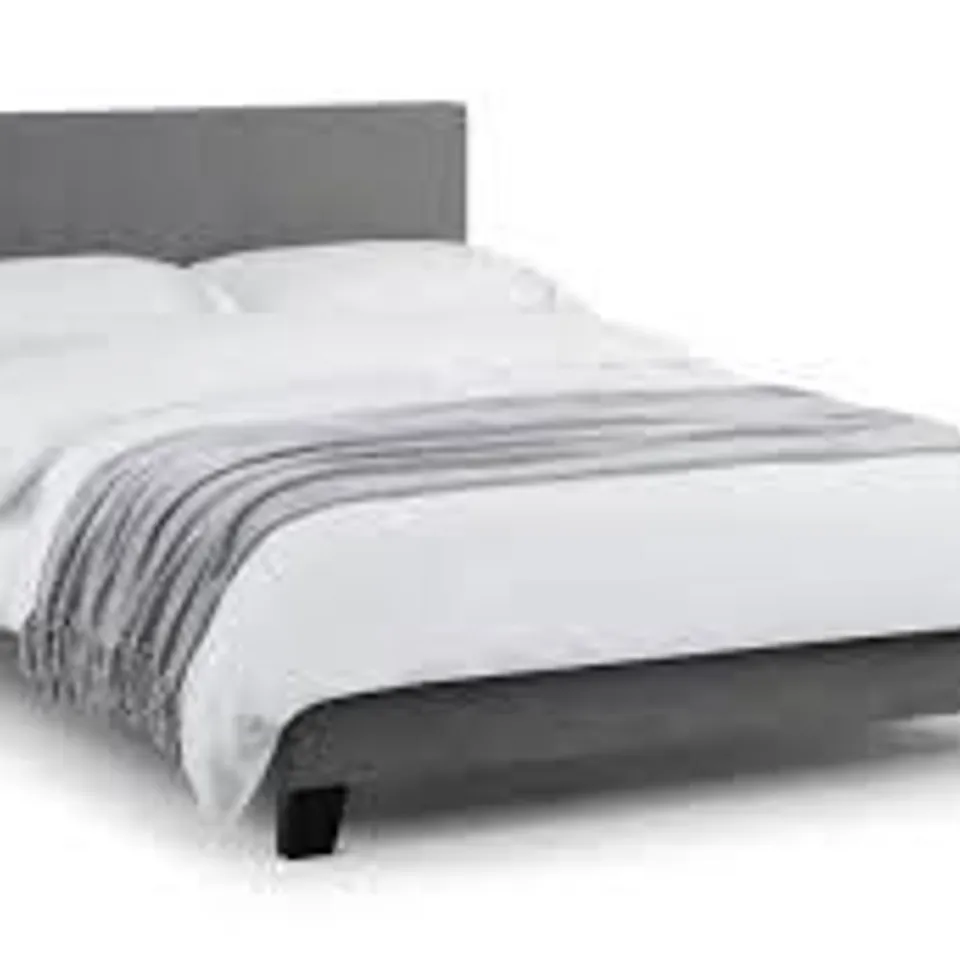 BOXED LINEN BED 150CM LIGHT GREY (2 BOXES)