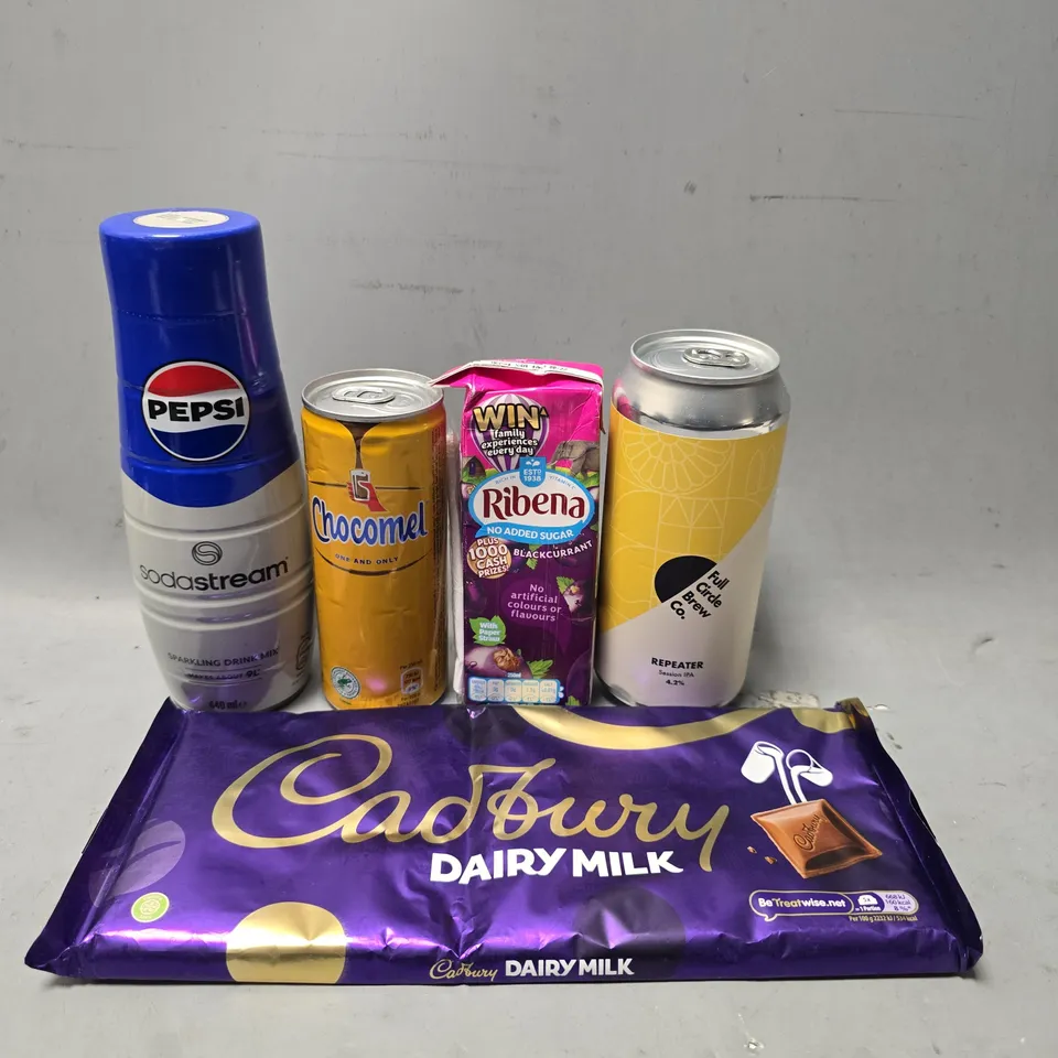APPROXIMATELY 7 ASSORTED FOOD & DRINK ITEMS TO INCLUDE - CADBURYS CHOCOLATE , SODASTEAM PEPSI ETC