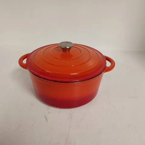 CAST IRON LIDDED COOKING POT IN ORANGE GRADIENT