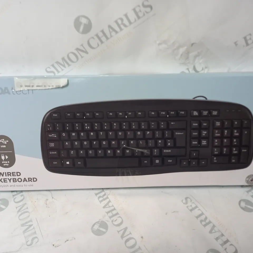 BOX OF APPROXIMATELY 20 ASSORTED ELECTRICAL ITEMS TO INCLUDE HEADPHONES, EARPHONES, SPEAKERS ETC - COLLECTION ONLY 