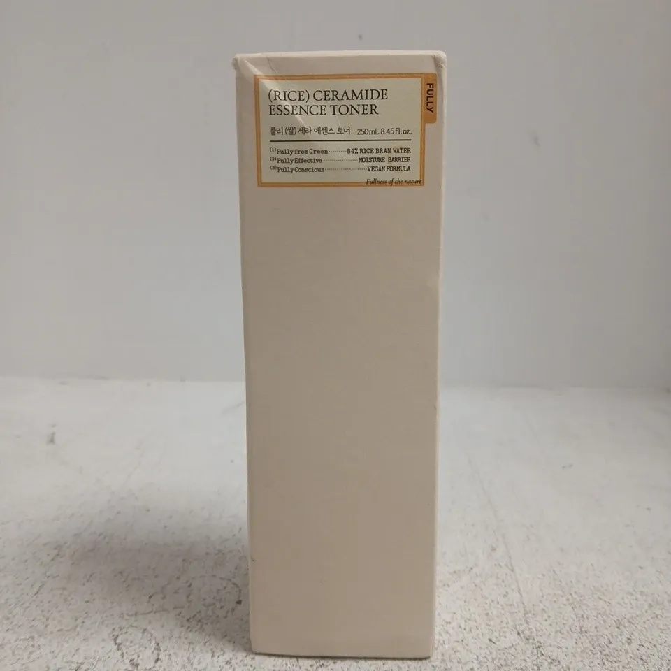 FULLY RICE CERAMIDE ESSENCE TONER – 250ML