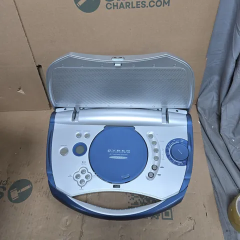 HITACHI CX-1 LAPTOP-STYLE CD RADIO PLAYER – BOXED