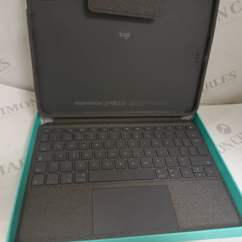 LOGITECH FOLIO TOUCH IPAD KEYBOARD CASE FOR IPAD AIR 4TH GENERATION