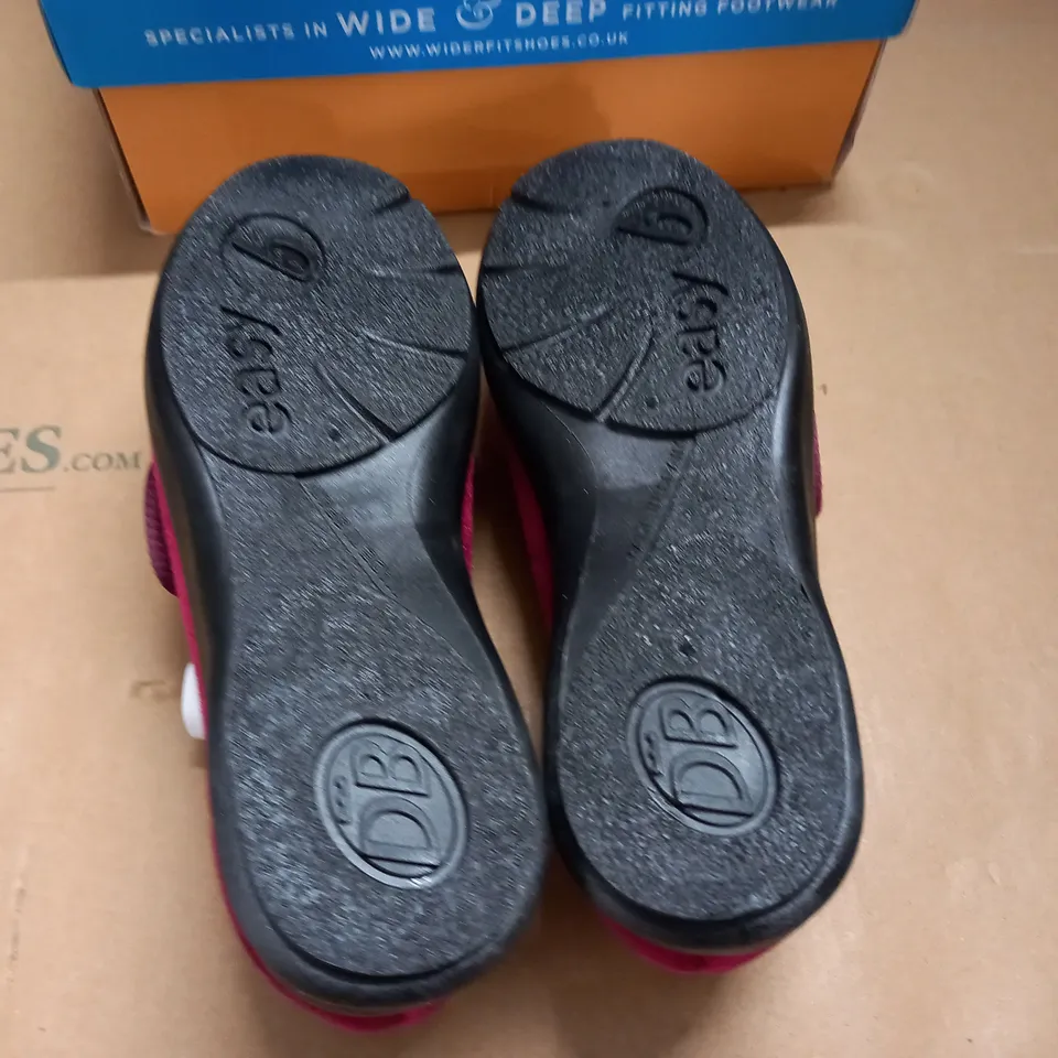 BOXED PAIR OF DBSHOES CAROLINE HOUSE SHOES IN BURGUNDY - UK 6