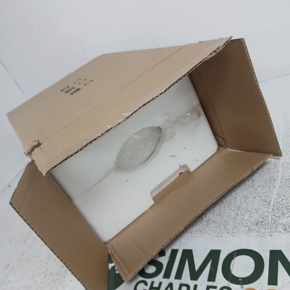 WHITE CURVED DRAWERS WITH CLEAR PLASTIC TOP AND FOUR SHORT LEGS (BOXED)