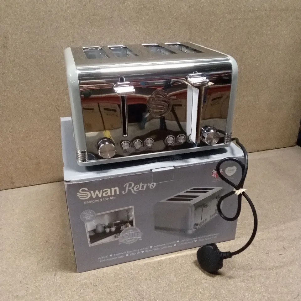BOXED SWAN RETRO 4-SLICE TOASTER