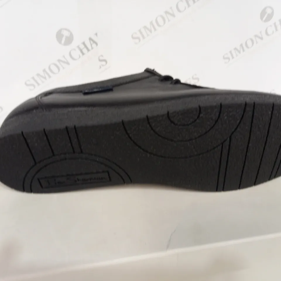 BOXED ORIGINAL BEN SHERMAN BLACK LEATHER SHOES - SIZE 11