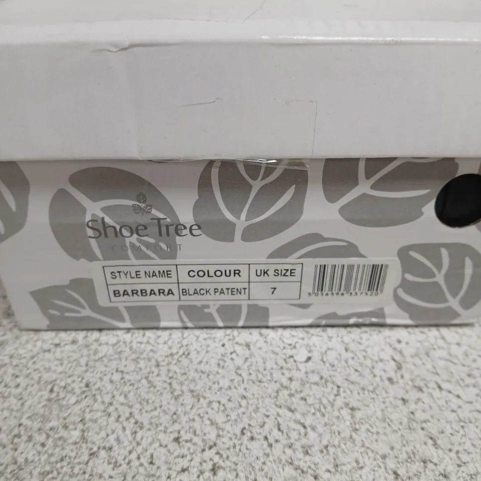 BARBARA BLACK PATENT WOMEN'S SHOES – UK 7 (SHOE TREE COMFORT)