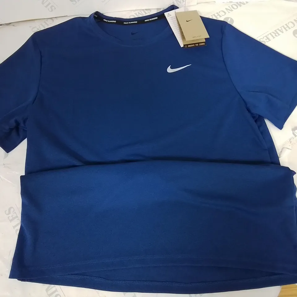 NIKE RUNNING BLUE T-SHIRT - M