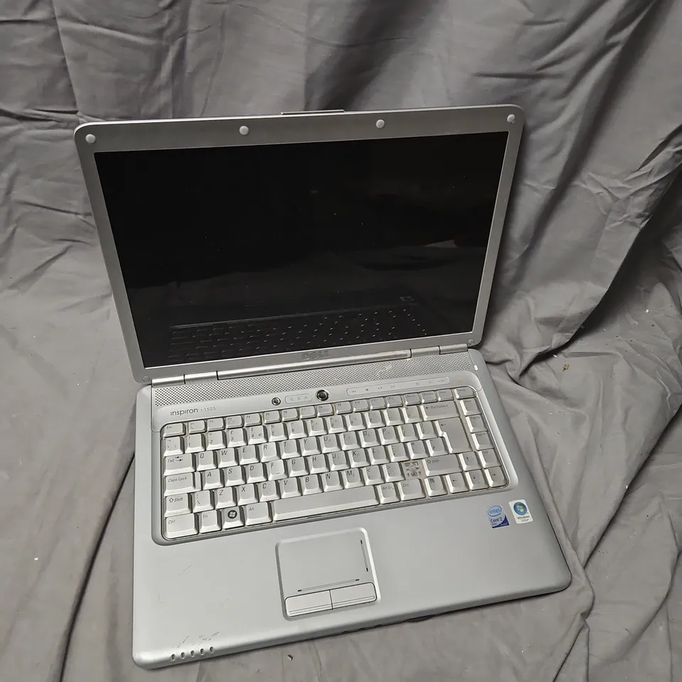 DELL INSPIRON 1525 LAPTOP – SILVER