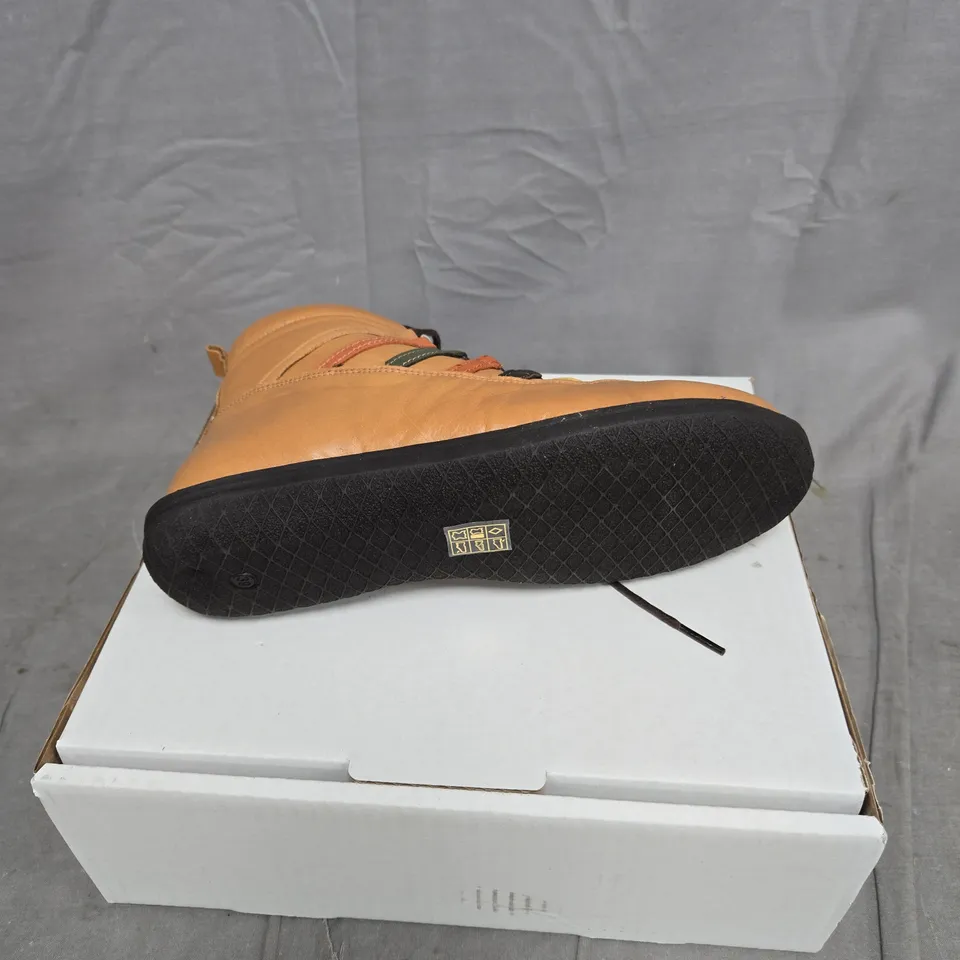 ADESSO TAN LEATHER ANKLE BOOTS WITH COLOURED STRIPE DETAILING SIZE 39