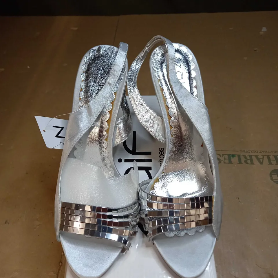 ZAIF OPEN TOE HEEL SHOES SIZE 6
