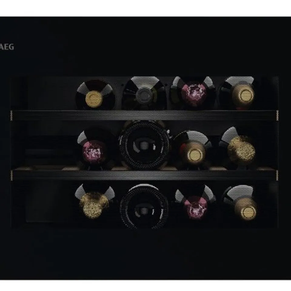AEG NKW8P21KAB BUILT IN DROP DOOR WINE COOLER GLOSS BLACK