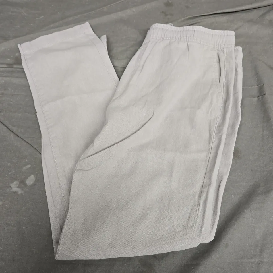 FRENCH CONNECTION LINEN RICH TROUSERS IN LIGHT GREY - MEDIUM