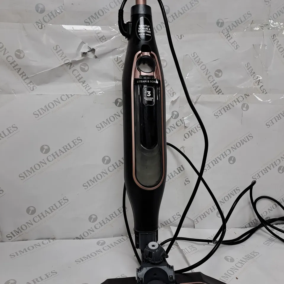 SHARK STEAM SCRUBBER WITH STEAM BLAST S7201