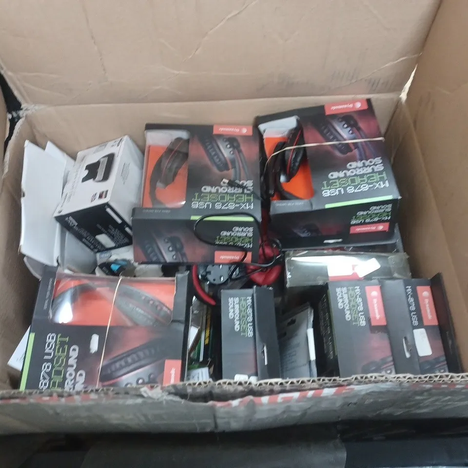 APPROXIMATELY 20 ELECTRICAL ITEMS TO INCLUDE HEADSETS, SOUND CARD AND AN EMBEDDED CARD READER