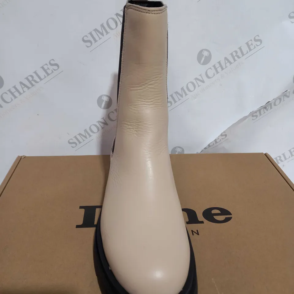 DUNE PALMZ ANKLE BOOT CREME LEATHER SIZE 4- BOXED 