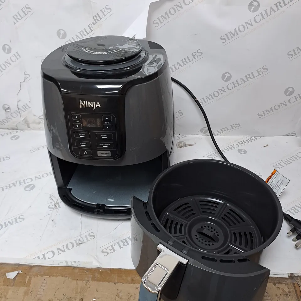 NINJA AIR FRYER 3.8L AF100UK