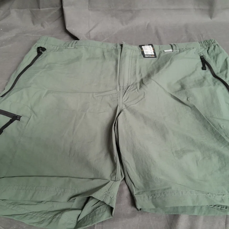 REGATTA GREAT OUTDOORS GREEN SHORTS SIZE 42