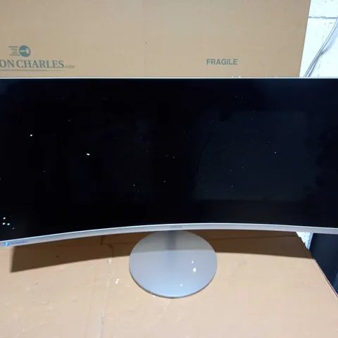 BOXED QLED CURVED MONITOR