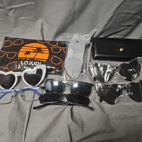 APPROXIMATELY 15 ASSORTED SUNGLASSES/SPECTACLES IN VARIOUS DESIGNS TO INCLUDE MELLER, SHEIN, LOJUBI, ETC