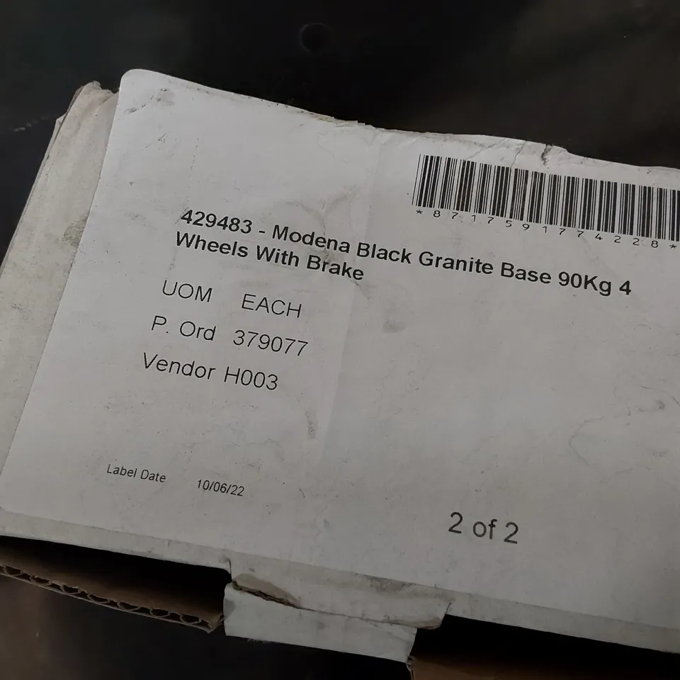 DESIGNER MODENA SQUARE BLACK GRANITE BASE & WHEELS WITH BRAKES 76cm