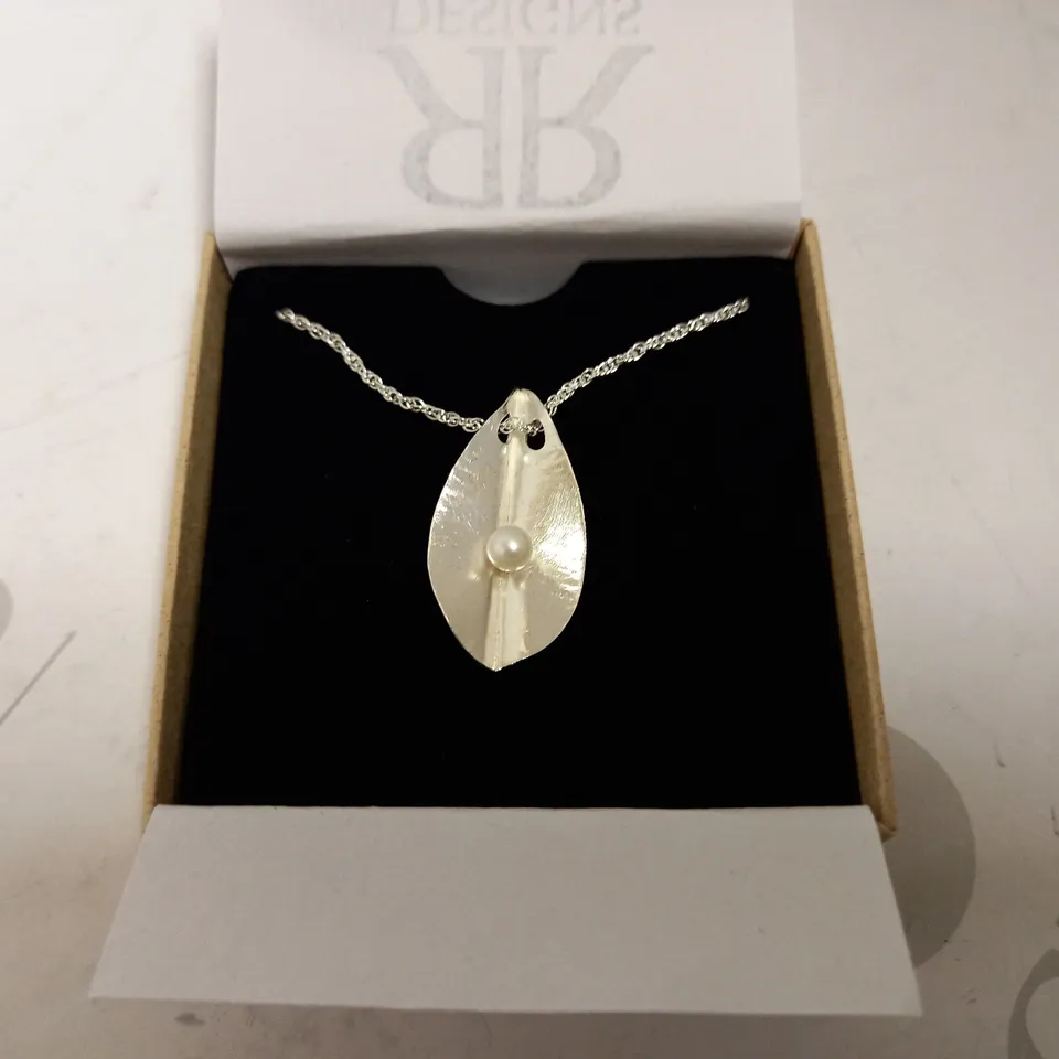 BOXED RR DESIGNS GAIL NECKLACE