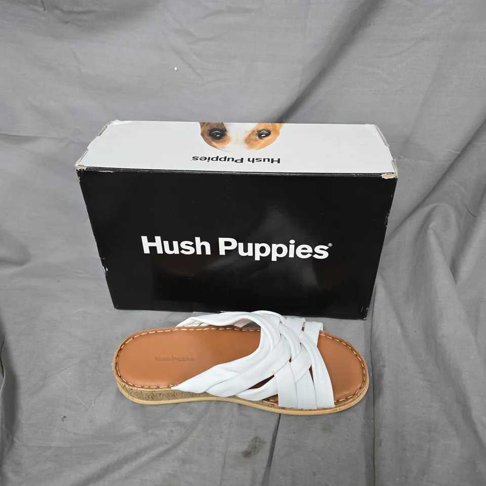 HUSH PUPPIES WOMEN'S WHITE CROSS-STRAP SANDALS - BOXED - SIZE EUR 41