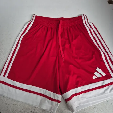 ADIDAS RED SHORTS WITH WHITE STRIPES – DRAWSTRING, BRAND LABEL ATTACHED