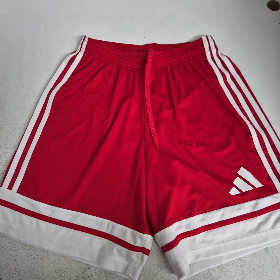 ADIDAS RED SHORTS WITH WHITE STRIPES – DRAWSTRING, BRAND LABEL ATTACHED