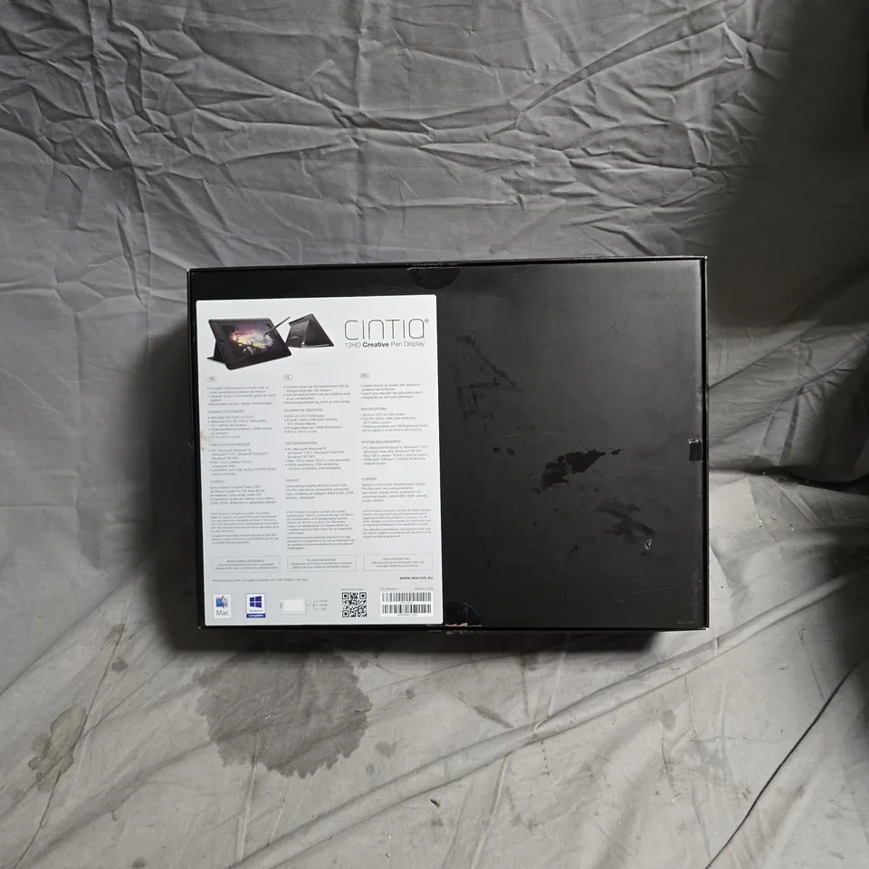 WACOM CINTIQ 13HD CREATIVE PEN DISPLAY – BLACK (BOXED)