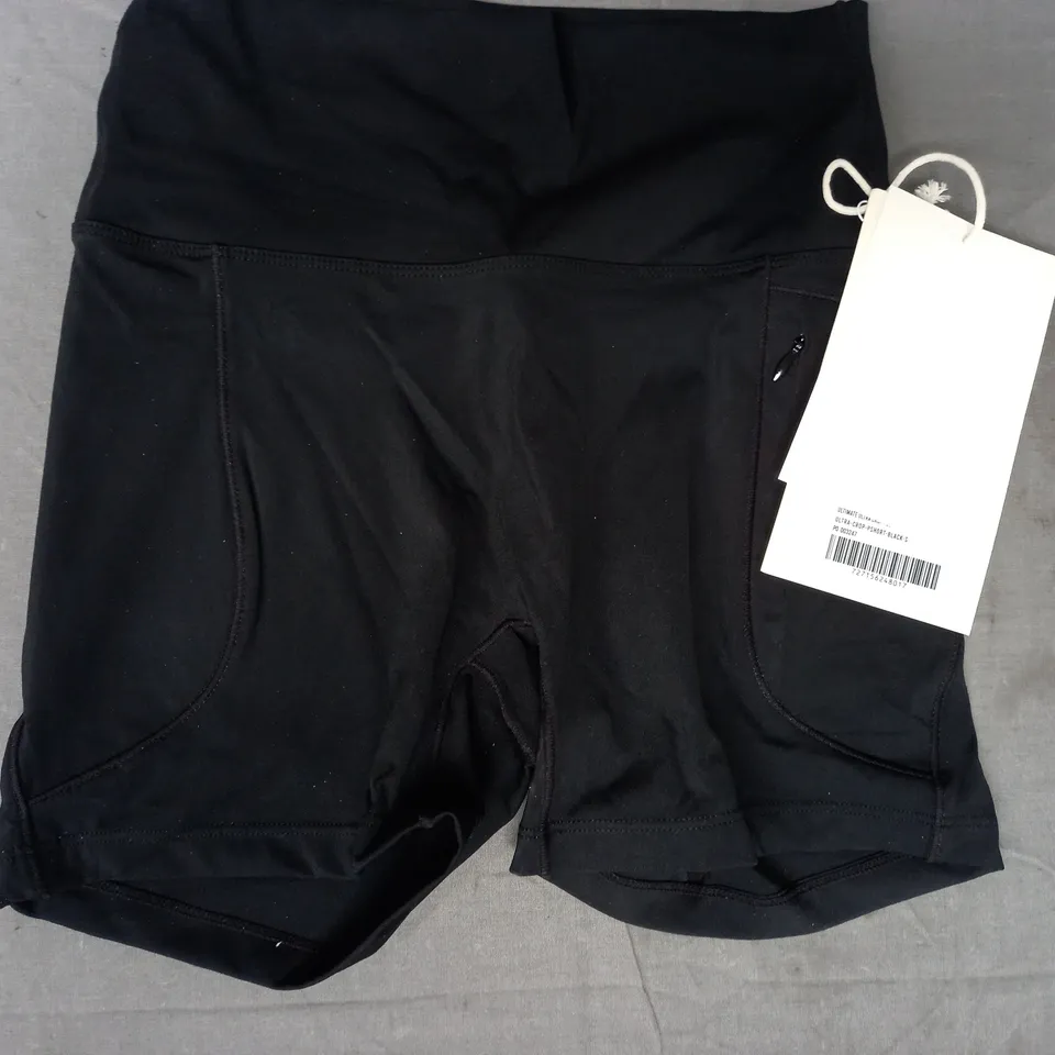 ADANOLA ULTIMATE ULTRA CROP POCKET SHORTS IN BLACK SIZE SMALL