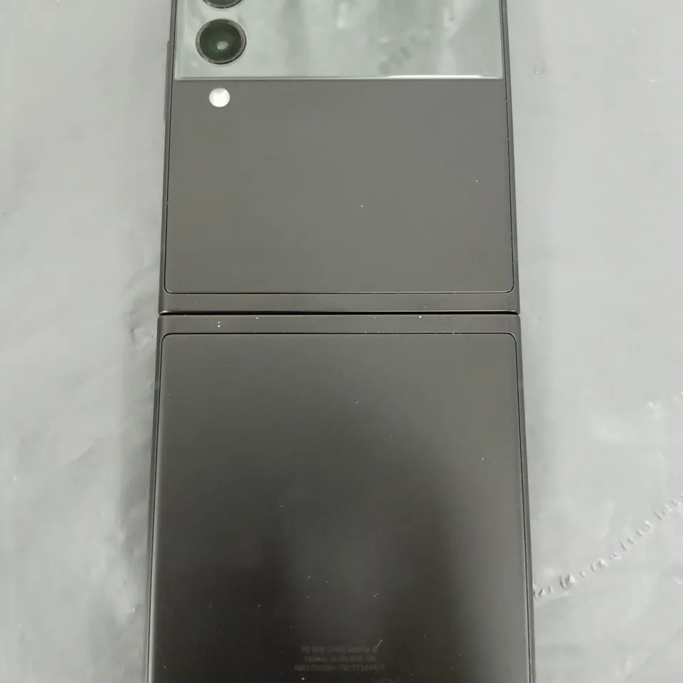 SAMSUNG GALAXY Z FLIP - MODEL UNSPECIFIED